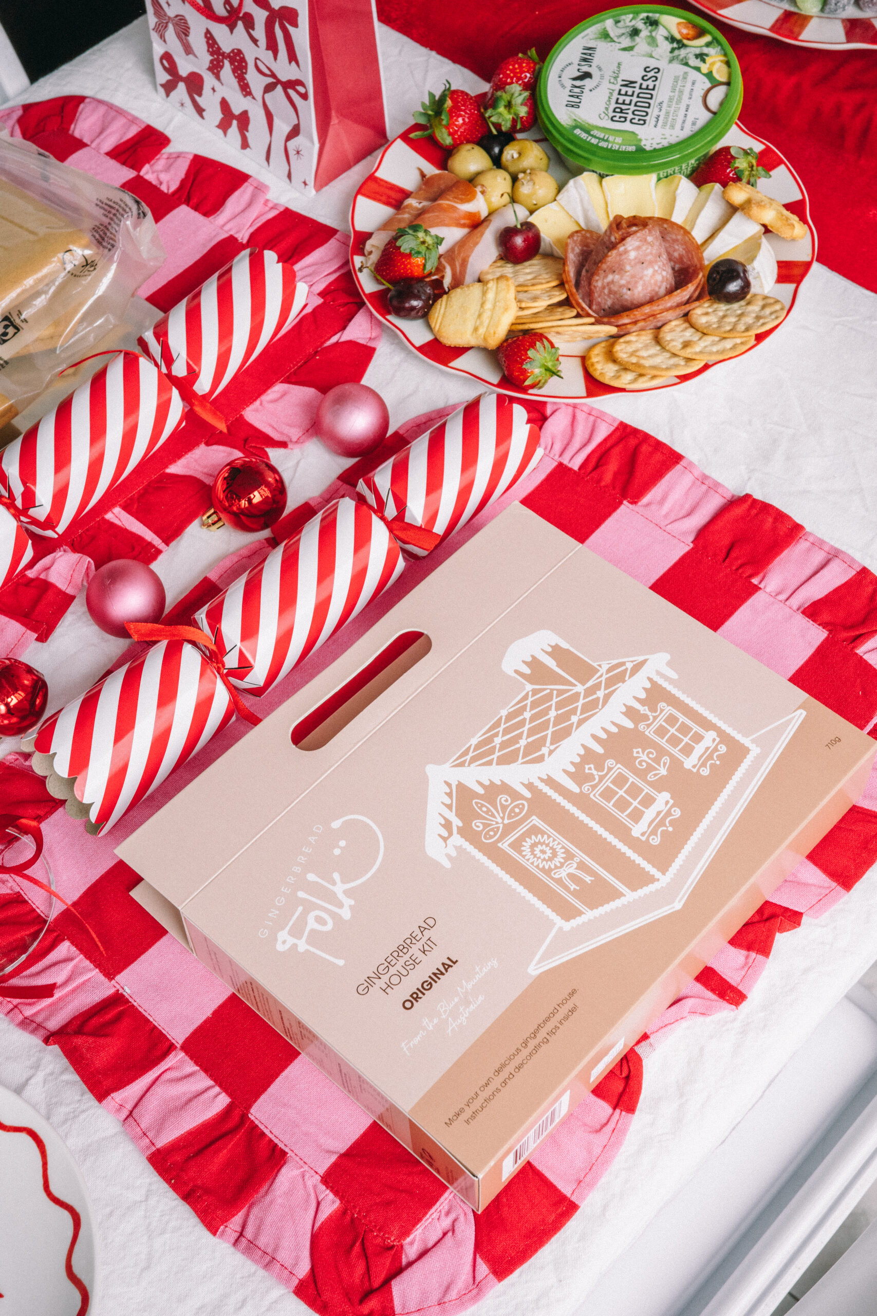 Gingerbread House Decorating Day - Codie Zofia