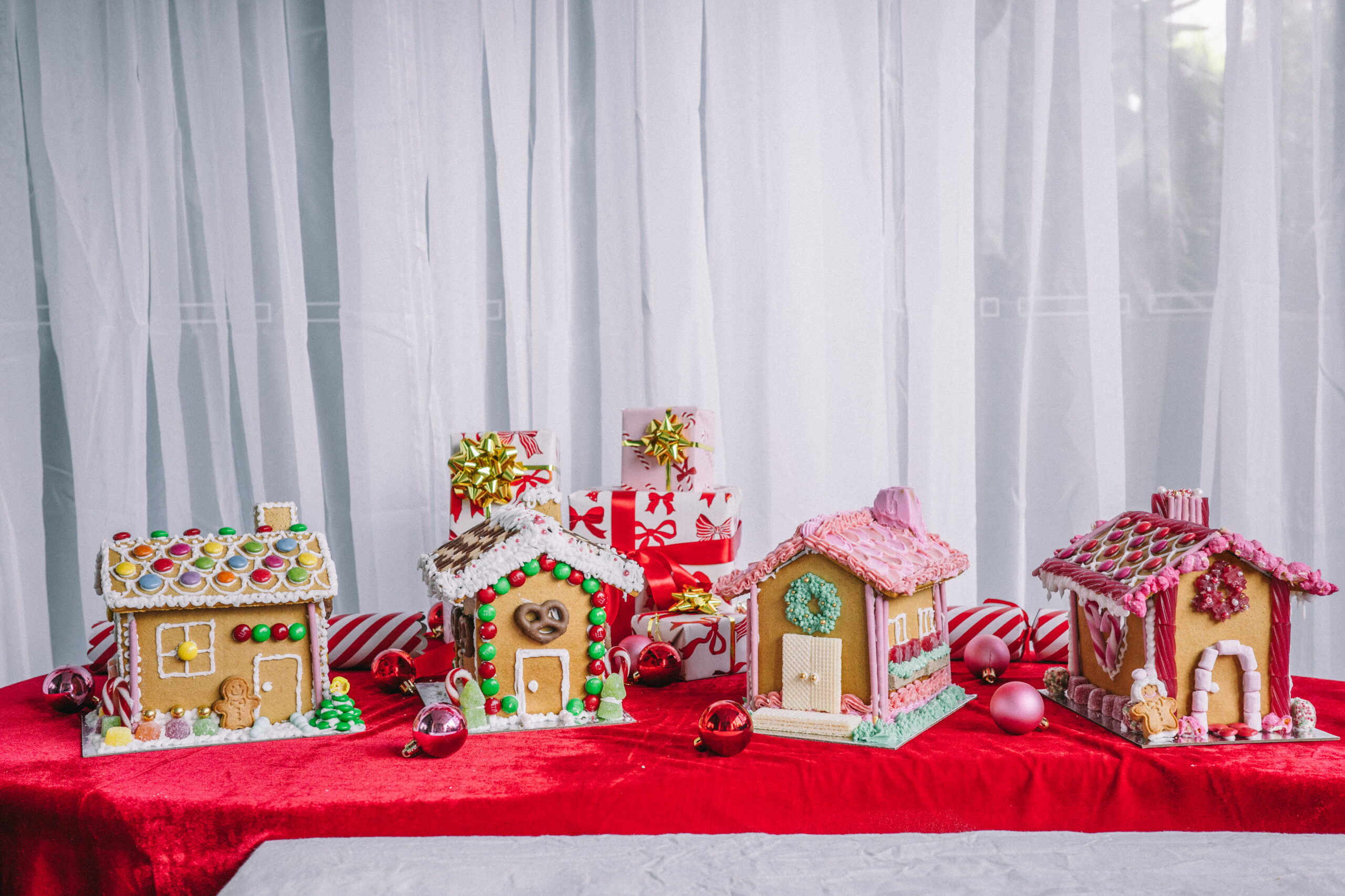 Gingerbread House Decorating Day - Codie Zofia